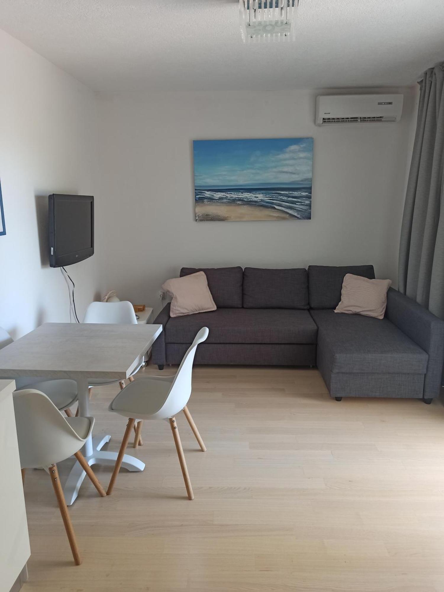 Olive Tree Apartment Zecevo Рогозница Екстериор снимка